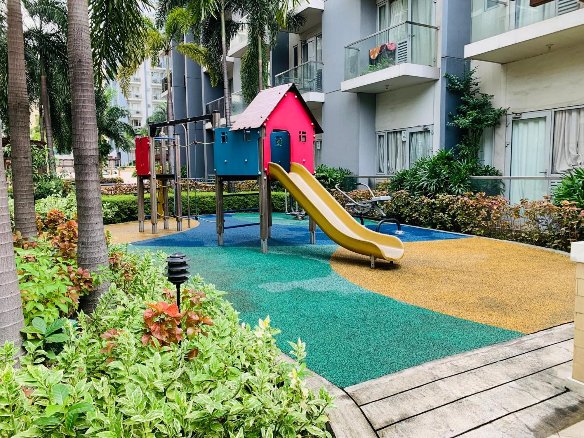 One Palm Tree Villas Condominium - Studio 7Th Fl With Balcony - Across Terminal 3 Airport Pasay Exterior foto